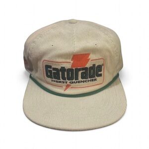 NWT Vintage Design Gatorade Corduroy Cream Snapback Cap with Logo